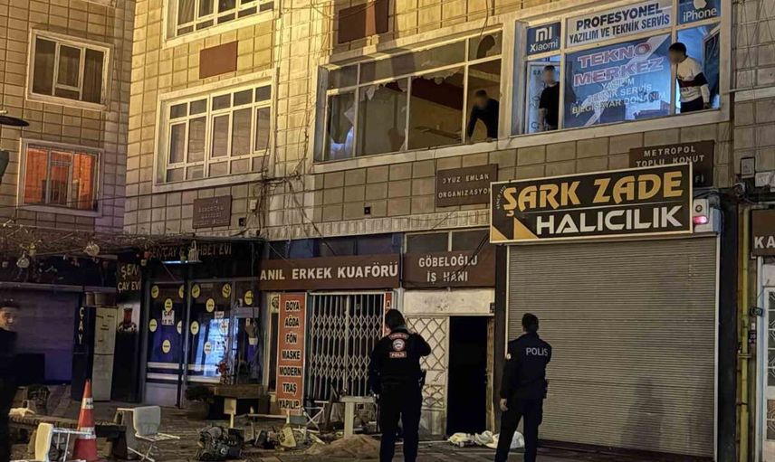 Polis ekipleri Kayseri'de bir şahsı zor kullanarak kurtardı