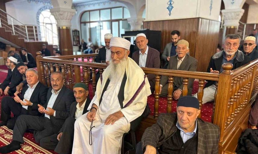 Van'da 15 Temmuz şehitleri için hatim duası yapıldı