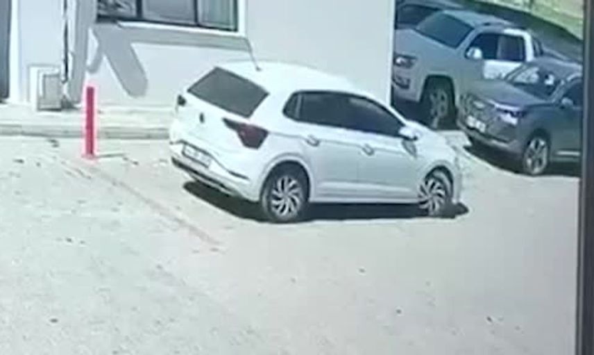 Kayapınar'da sürücünün dikkatsizliği kaza ile sonuçlandı