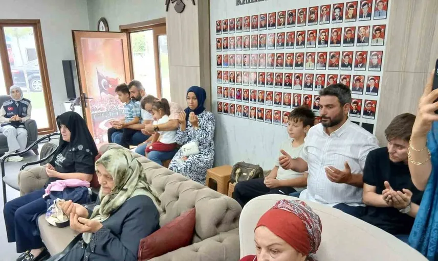 272’nci şehitler anma programında anlamlı dualar
