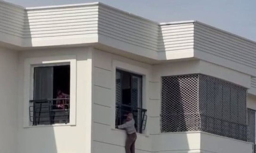 Adıyaman'da güvenlik önlemi olmadan yüksekten çalışma endişe yarattı