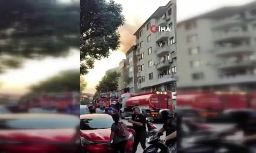 İnegöl'de geri dönüşüm deposunda çıkan yangın paniğe neden oldu
