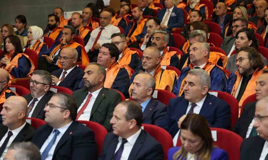Bartın Üniversitesi rektörü Akkaya, Sinop'ta yükseköğretim sorunlarını masaya yatırdı