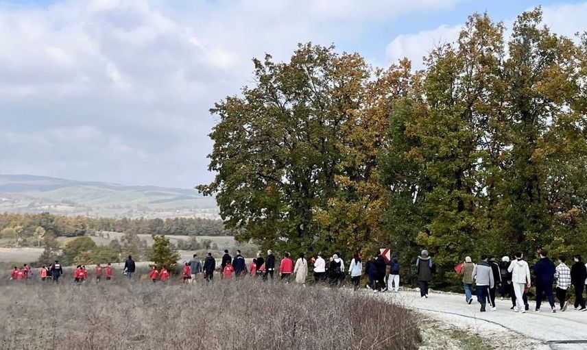 Doğa severler buluştu: 794 rakımlı yürüyüş etkinliği büyük ilgi gördü