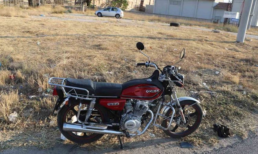 Karaman'da trafik kazasında motosikletli yaralandı