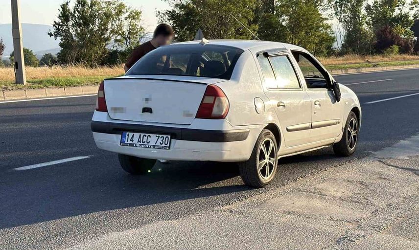 Bolu'da motosiklet ile otomobil çarpıştı: 2 kişi hastaneye kaldırıldı