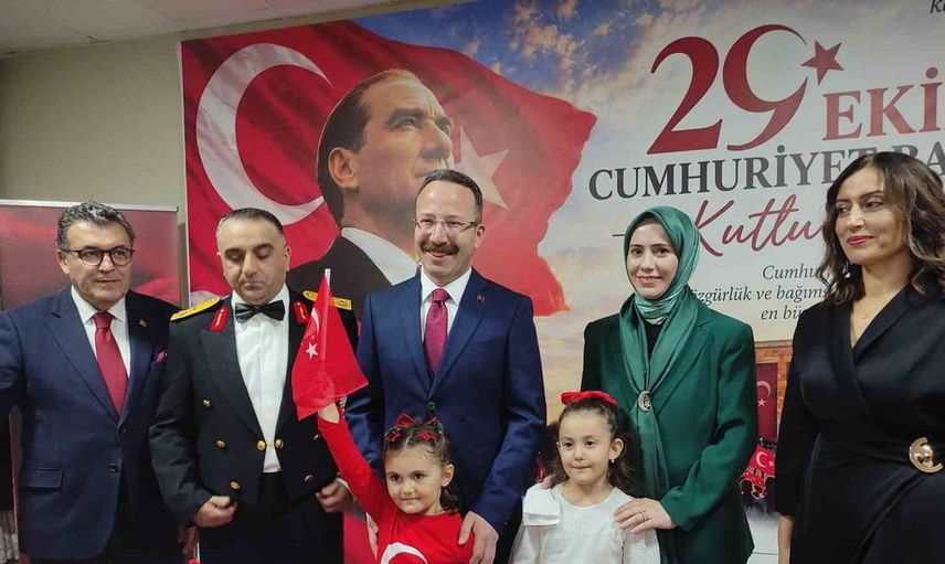 Cumhuriyet Bayramı coşkusu Ardahan'da kutlandı
