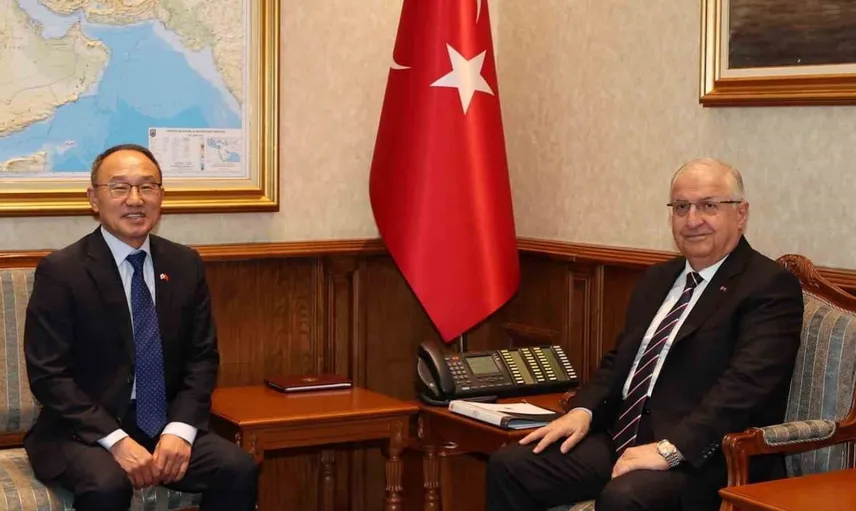 Bakan güler, güney kore büyükelçisi boo ile bir araya geldi