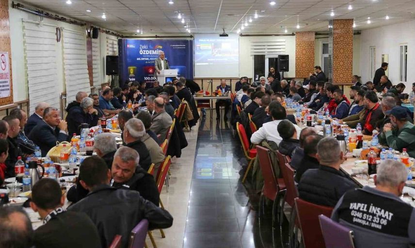 Zeki Özdemir ilçelerde yatırım için seferberlik başlattı