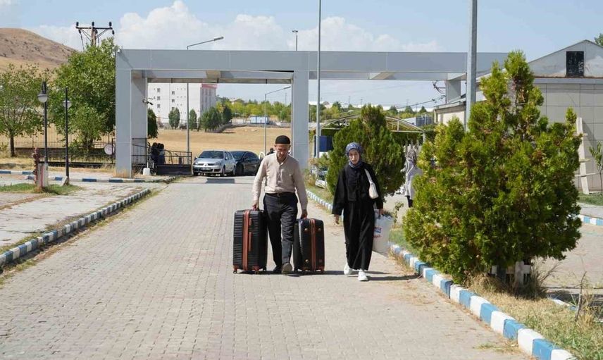 Muş'ta üniversite öğrencilerine sıcak bir karşılama yapıldı