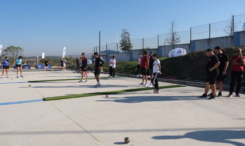 Büyükçekmece'de bocce volo turnuvası nefes kesti