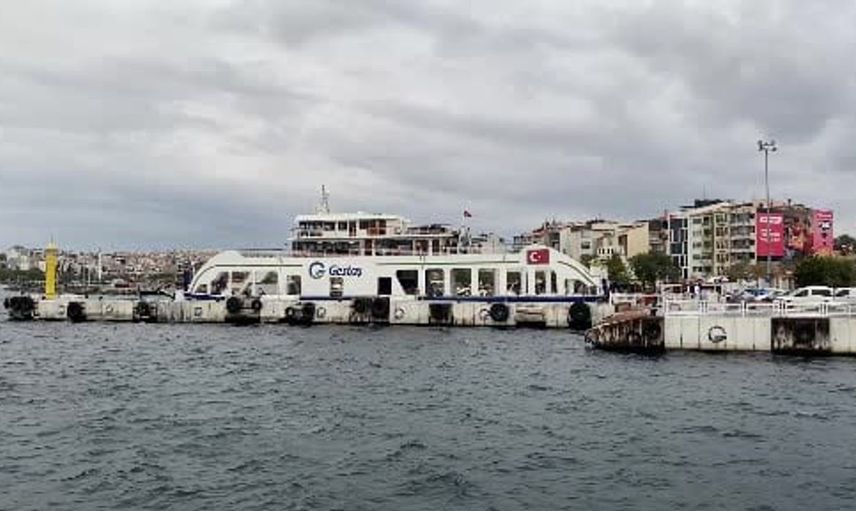 Olumsuz hava koşulları Gökçeada feribot seferlerini etkiledi