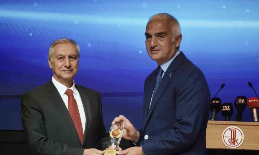 Türkçe; tarihimiz ve kimliğimizin taşıyıcısı olarak Kutlandı