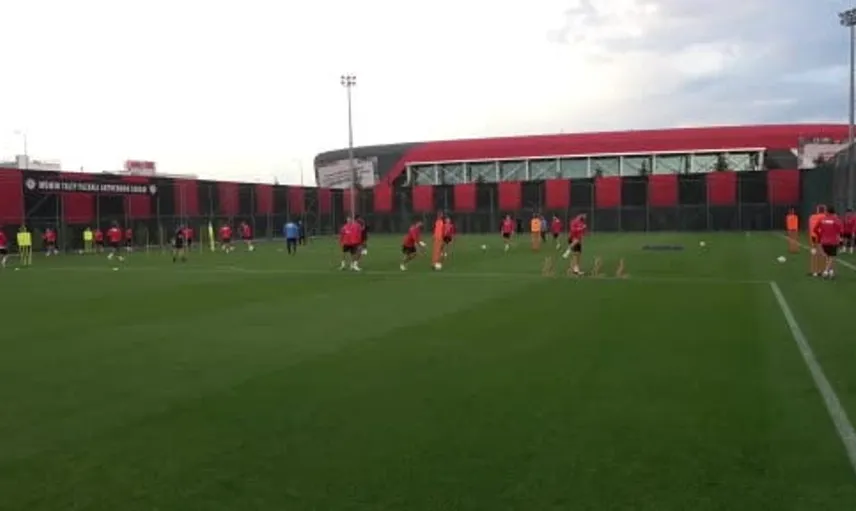 Burak Yılmaz, takım olma sürecine dikkat çekti