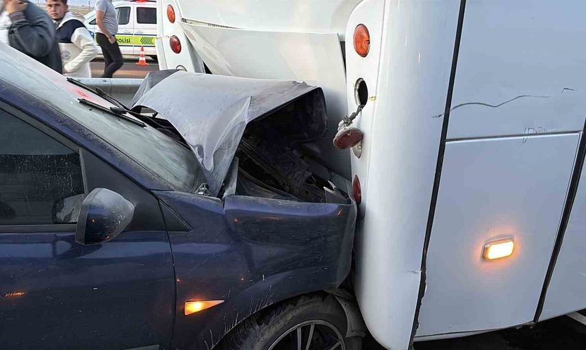 Aksaray'da kum fırtınası 7 araçla zincirleme kazaya yol açtı