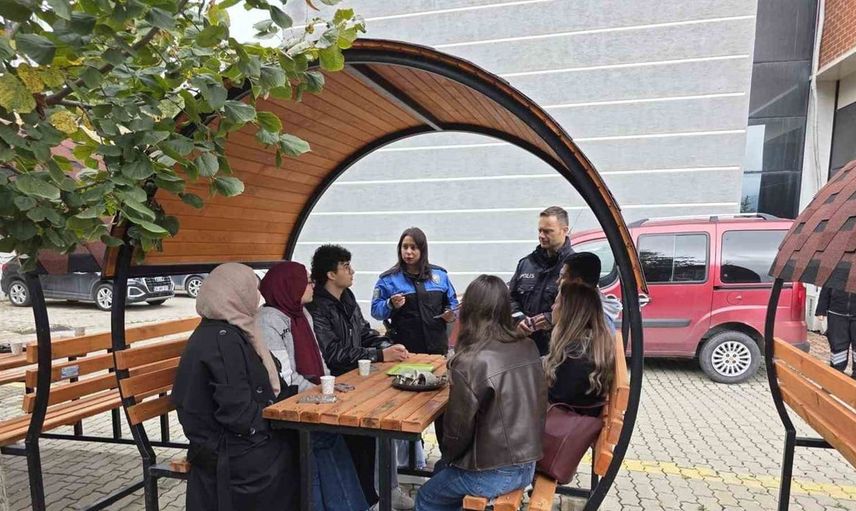 Bozüyük'te dolandırıcılık konusunda öğrenciler bilgilendirildi