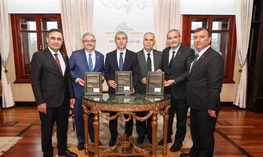 Afyonkarahisar'daki üniversite öğrencilerine iş destek programı müjdesi