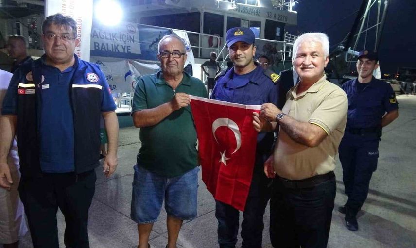 Mersinli balıkçılar yeni sezonu 'Vira Bismillah' diyerek açtı