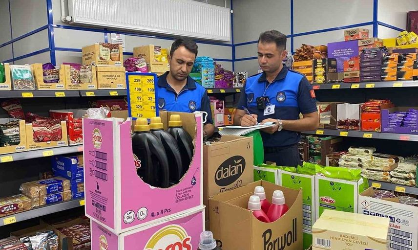 Tosya'da marketlerde denetim yapıldı