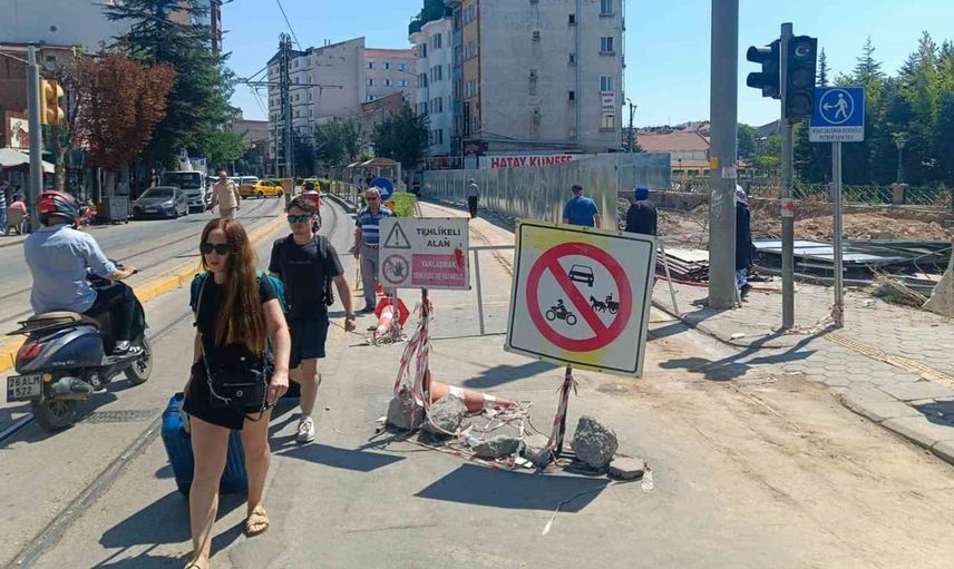 Eskişehir'de Halkevi inşaatı nedeniyle ulaşımda chaos