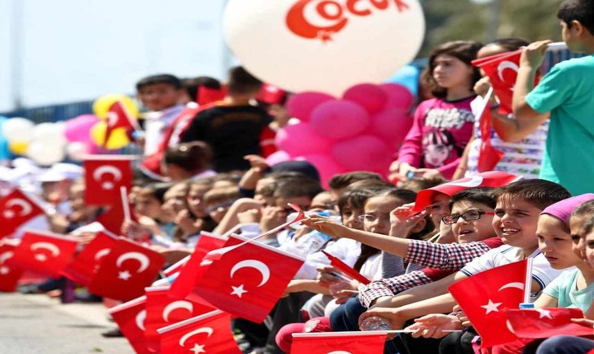 22 Nisan Perşembe tatil var mı, yarım gün tatil mi? 23 Nisan resmi tatil mi, hangi gün?