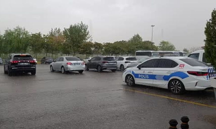 Şanlıurfa'da beklenen yağmur etkisini göstermeye başladı