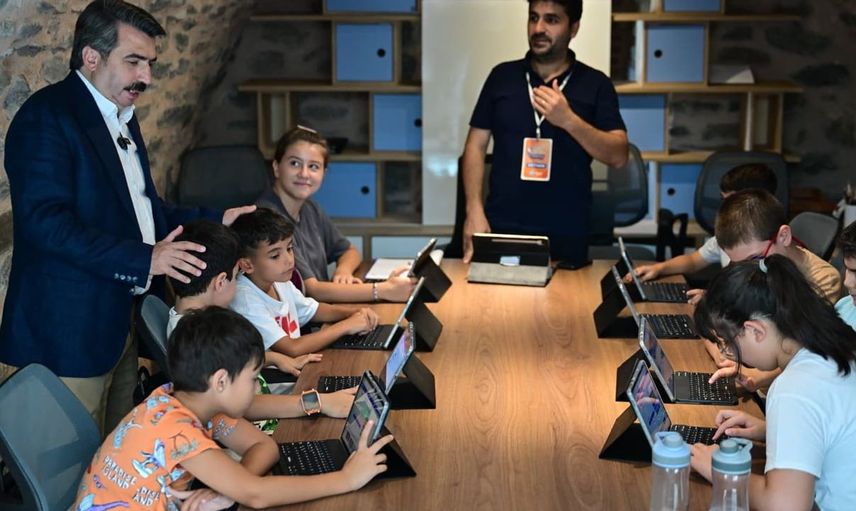 Yıldırım’da çocuklar hem öğreniyor hem eğleniyor