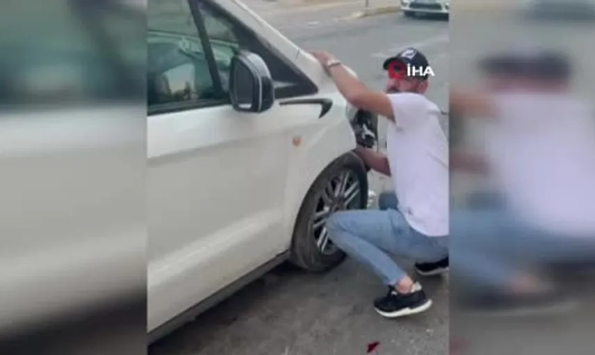Mardin'de hafif ticari araçla otomobil arasındaki kaza maddi hasarla atlatıldı