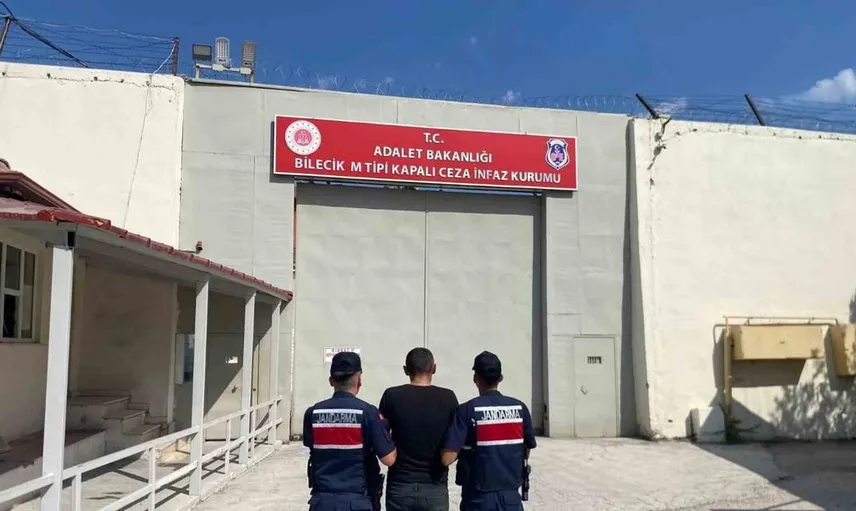 Bilecik'te dolandırıcılık suçundan aranan şahıs cezaevine gönderildi