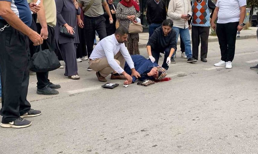İnegöl'de otobüsün çarptığı yaşlı kadın hastaneye kaldırıldı