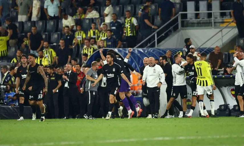 Fenerbahçe derbide Beşiktaş'a yenilerek serisini sonlandırdı