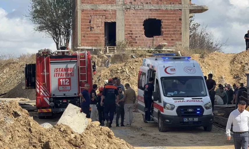 Başakşehir'de inşaat alanında toprak kayması: kurtarma çalışmaları sürüyor