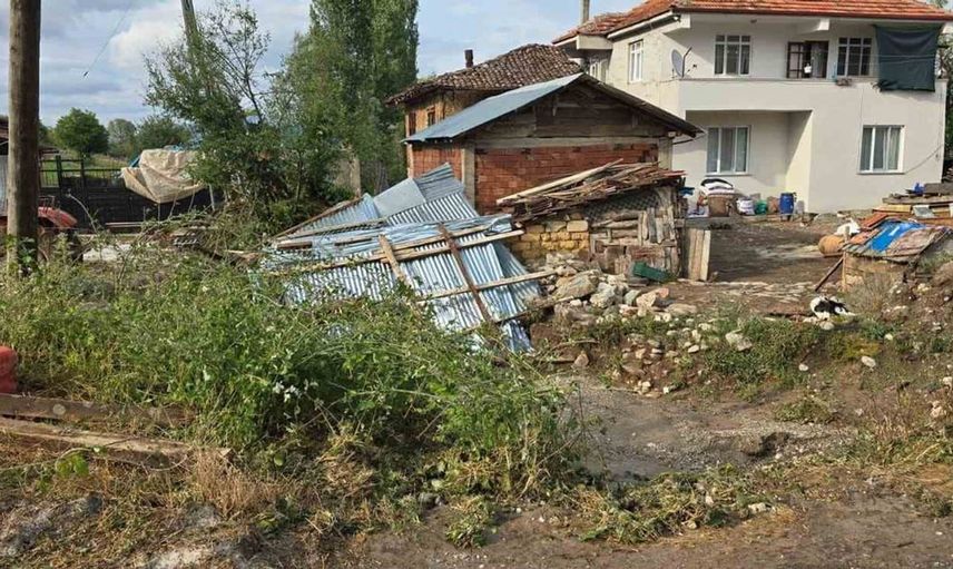 Samsun'da şiddetli sağanak ve dolu zarara yol açtı