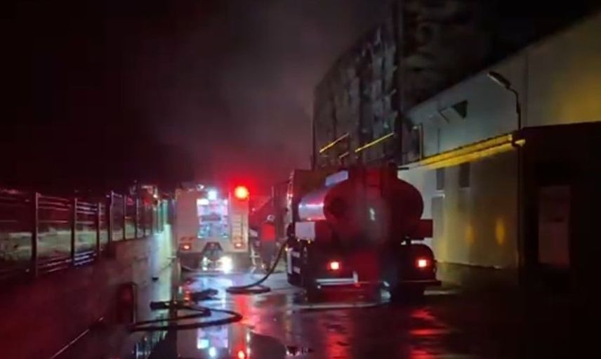 Kırklareli'ndeki ilaç fabrikasında yangın kontrol altına alındı
