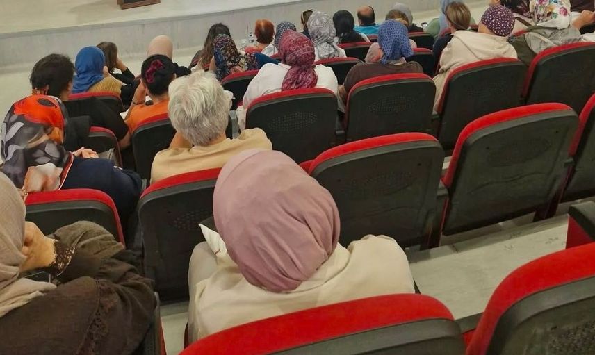 Eskişehir'de yurtlarda beslenme hizmetleri için önemli eğitimler tamamlandı
