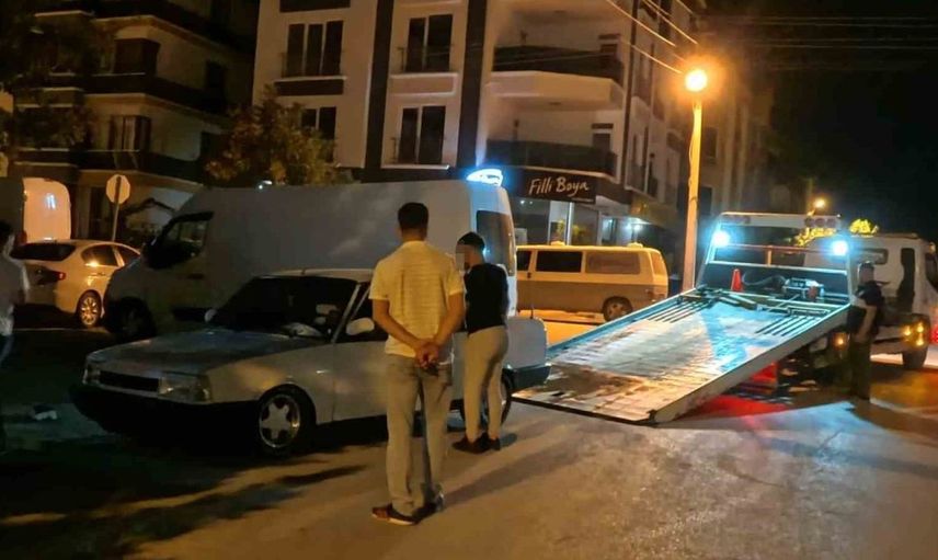 Aksaray'da polis ile sürücü yakınları arasında tartışma: kaçak sürücünün peşinde