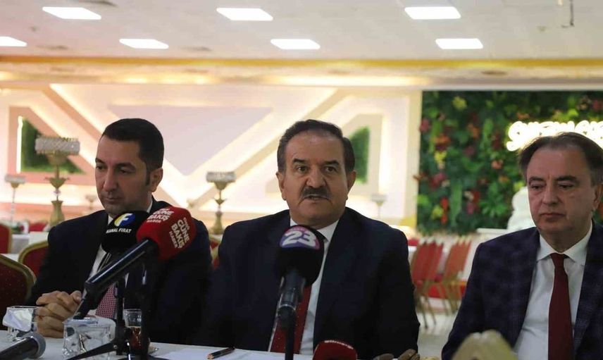 Kemal Çağlayan Elazığ'da spor basınıyla bir araya geldi