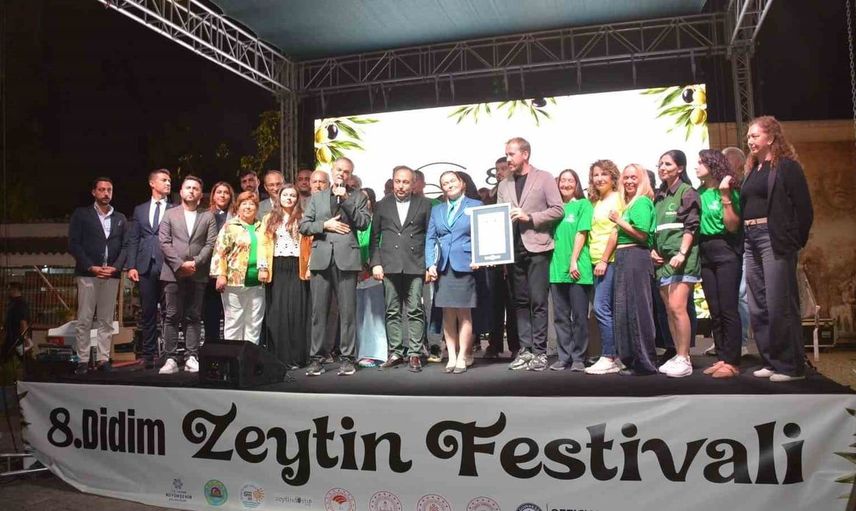 Didim zeytin festivalinde rekor kırıldı: 12 bin 909 katılımcı ile tarihe geçildi