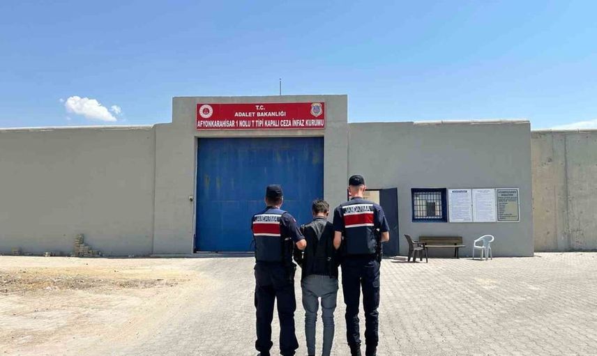 Jandarma haftada 28 suçluyu yakalayarak adalete teslim etti
