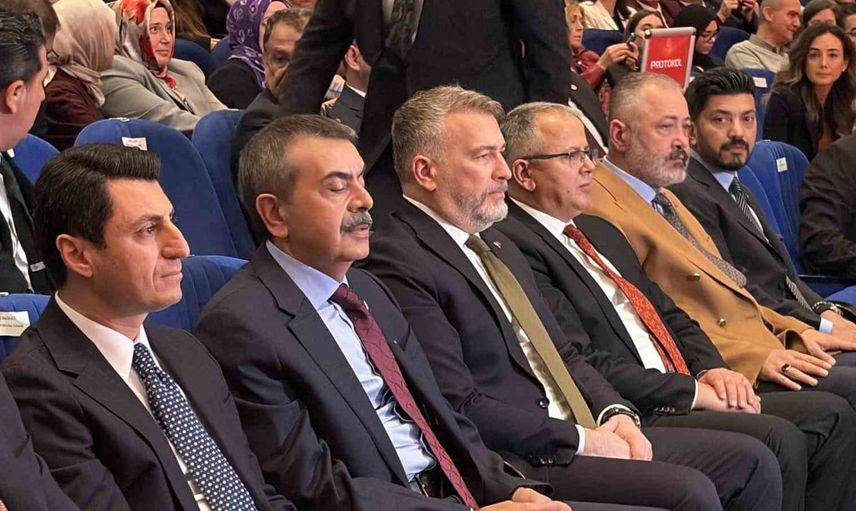 Bakan Tekin: EBA ile eğitimde devrim yapmayı amaçlıyoruz
