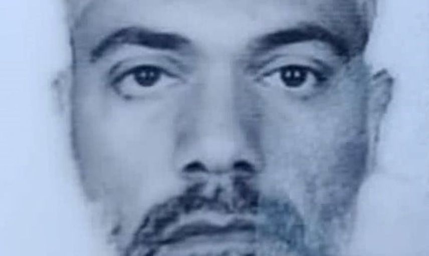 Şanlıurfa'da bir şahıs kamyonette silahla vurulmuş halde bulundu
