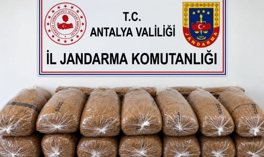 Alanya'da düzenlenen operasyonda 144 kilogram kaçak tütün bulundu