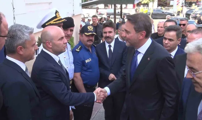 Bakan Bayraktar Bursa ziyaretine valilikle başladı