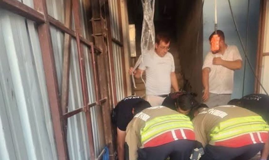 Antakya'da yük asansörü kazası: Bir kişi hastaneye kaldırıldı