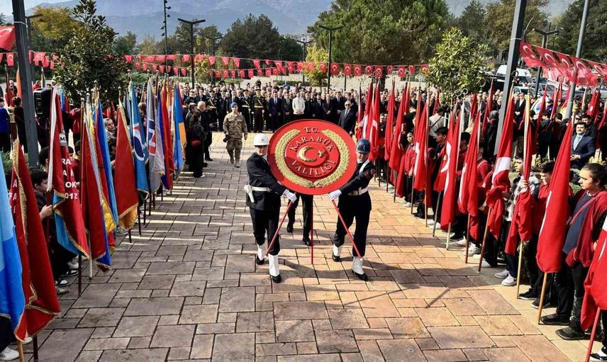 Cumhuriyet Bayramı coşkusu Karabük'te başladı
