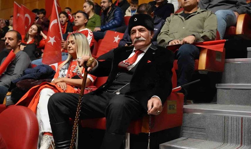 Cumhuriyet Bayramı coşkusuyla Erzurum'da 103. yıl kutlaması