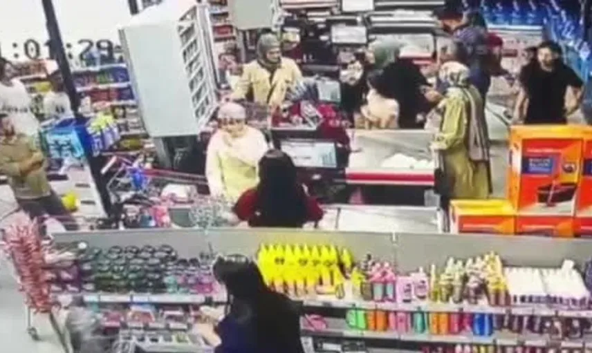 Ankara'da marketteki silahlı kavga güvenlik kamerasında görüntülendi