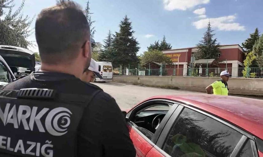 Elazığ'daki okul çevrelerinde ehliyetsiz sürücüye yüksek ceza