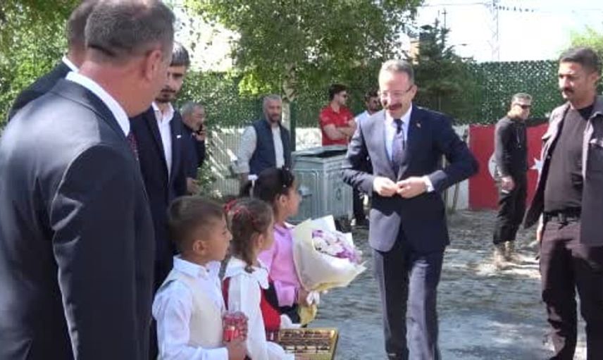 Ardahan'da 2026-2027 eğitim yılına merhaba: Törenle kutlandı