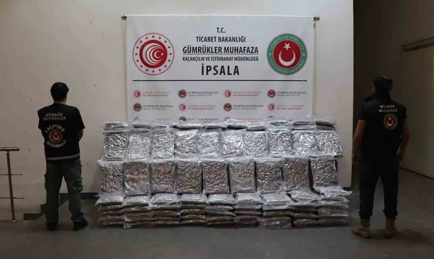 Edirne'de gümrük ekiplerinden uyuşturucuya büyük darbe: 174 kilogram ele geçirildi